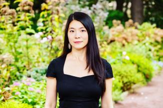 Headshot for harpsichordist Joyce Chen