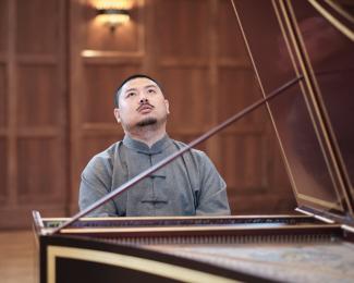 Zhengyi Hou, harpsichord faculty